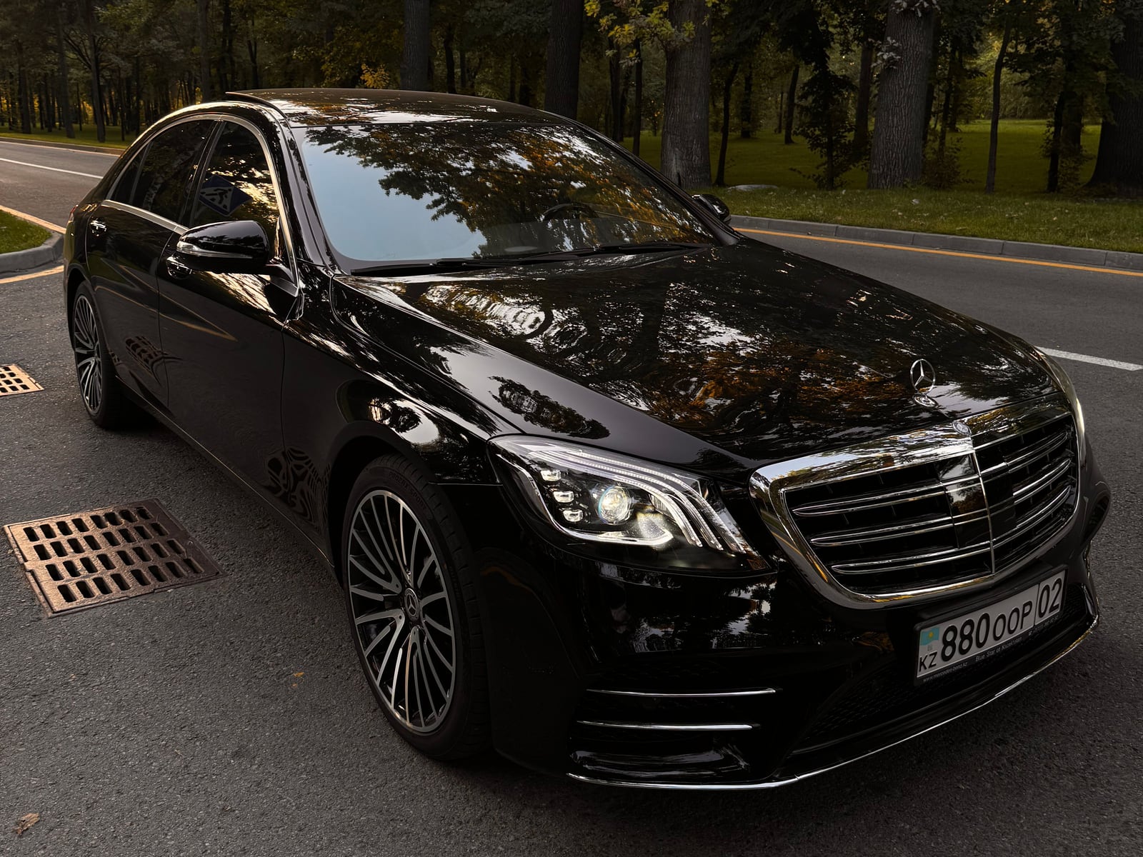 Mercedes-Benz S-Class — снаружи